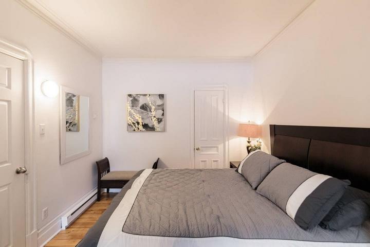 Montréal 4 ½ comme un 5 1/2 sur le Plateau Mont Royal RDC+ Semi équipe jardin privée H2H