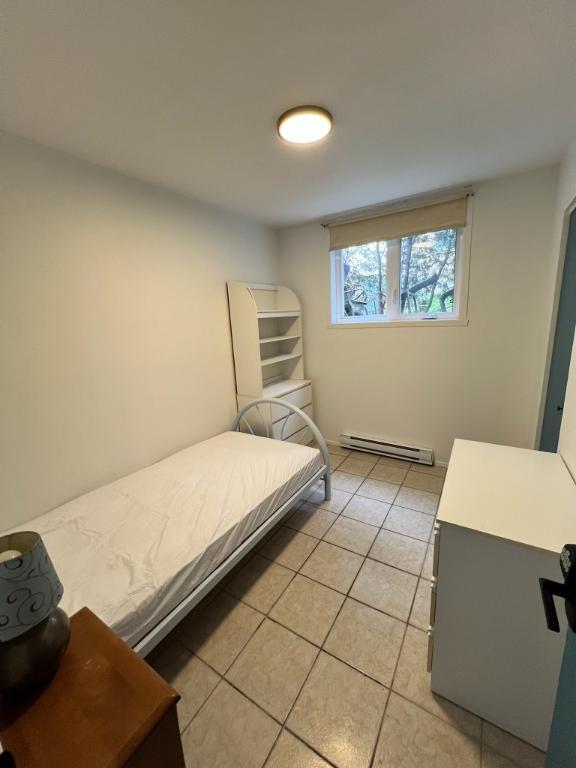 Chambre disponible 1er juin Saint-hyacinthe 5min Hopital