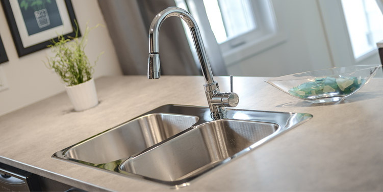 Condo - Appartement Rez-de-chaussée