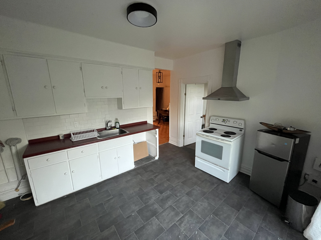 Appartement 6 1/2 à Louer, 3 Chambres