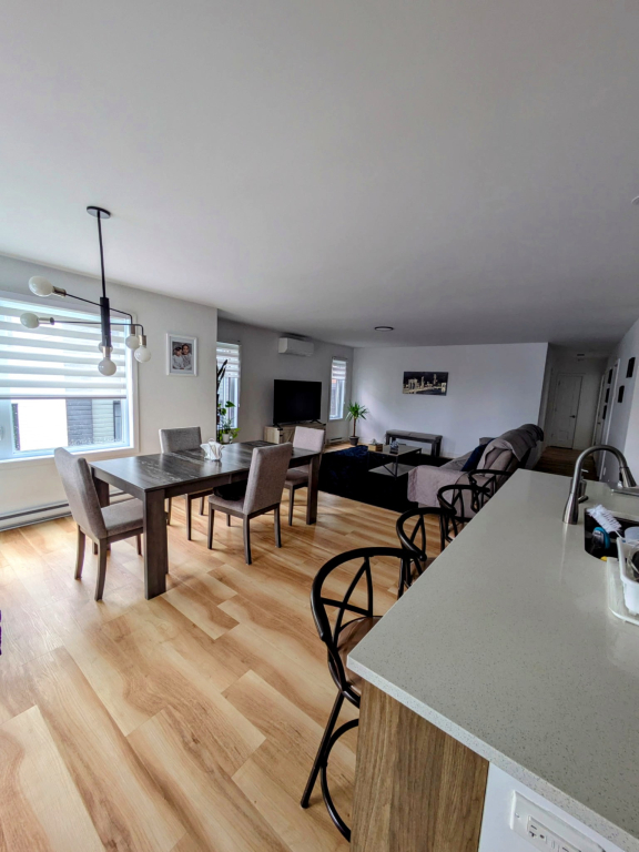 Luxueux 5 ½ à Louer – Plateau McCrea