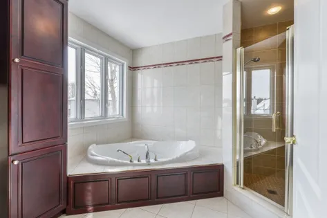 10 rooms house of 180 m² in Terrebonne