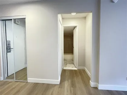 1 room apartment of 55 m² in Montreal