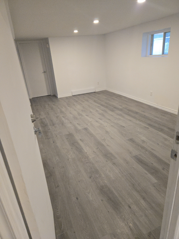 Appartement 3 ½ Rénové à Neuf à Louer