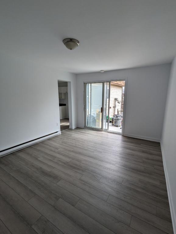 4 1/2 Laval Ouest