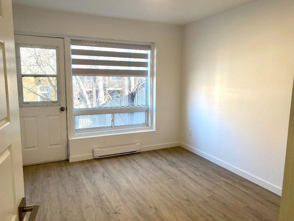 Appartement 3 ½ neuf, à louer au 1er Juillet, Plateau Mont-Royal