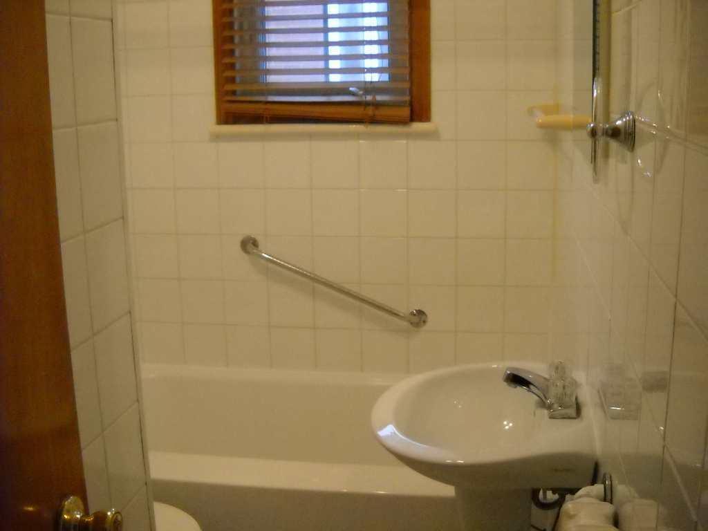 LOGEMENT 4/12 À LOUER LIBRE.