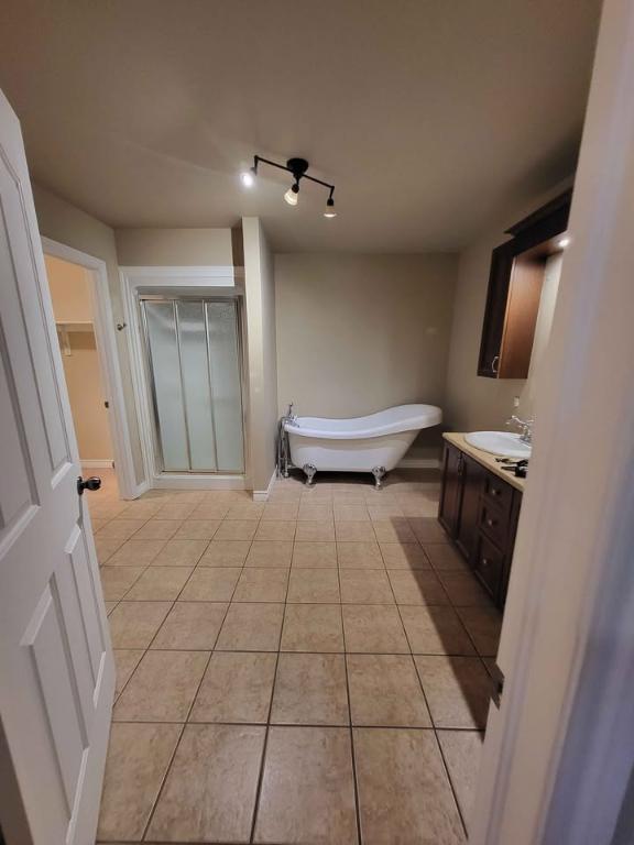3 chambres à coucher 1 salle de bain Appartement