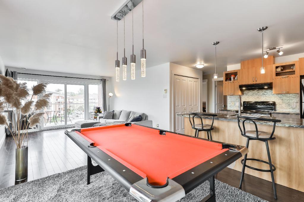 Condominium / Penthouse 4 1/2 à louer à côté du Costco de St-Jérôme.