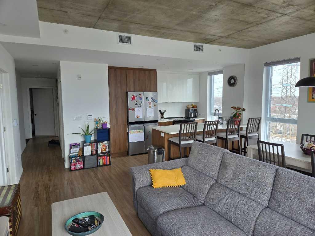Appartement 5 1/2 à Laval des rapides