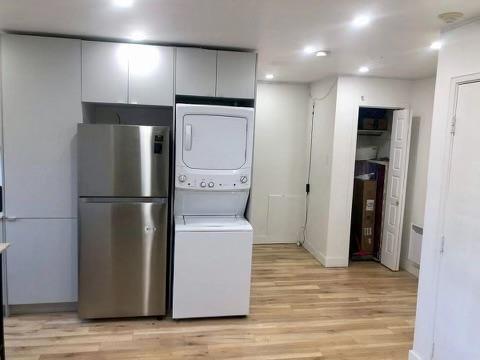 12 - 2090 Wellington, Montréal