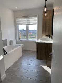 1 room apartment of 154 m² in Sherbrooke