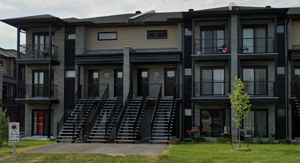 18 Rue De La Fabrique (Gatineau) Très Grand 5 1/2