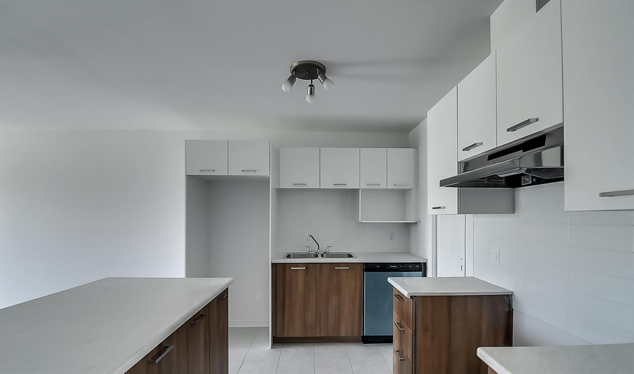 18 Rue De La Fabrique (Gatineau) Très Grand 5 1/2