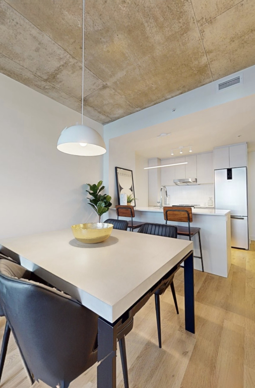 2 MONTHS FREE !! New Condo 3 1/2 + Offic