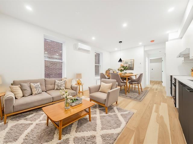 2 chambres, logement entièrement rénové à 2 min du métro Crémazie