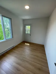 4 rooms apartment of 97 m² in Longueuil