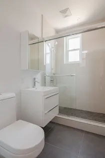 1 room apartment of 58m² in Montreal