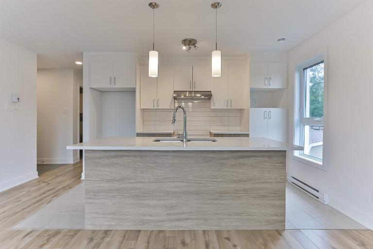 PROMO - APPARTEMENT À LOUER - 5½ À ST-LIN-LAURENTIDES