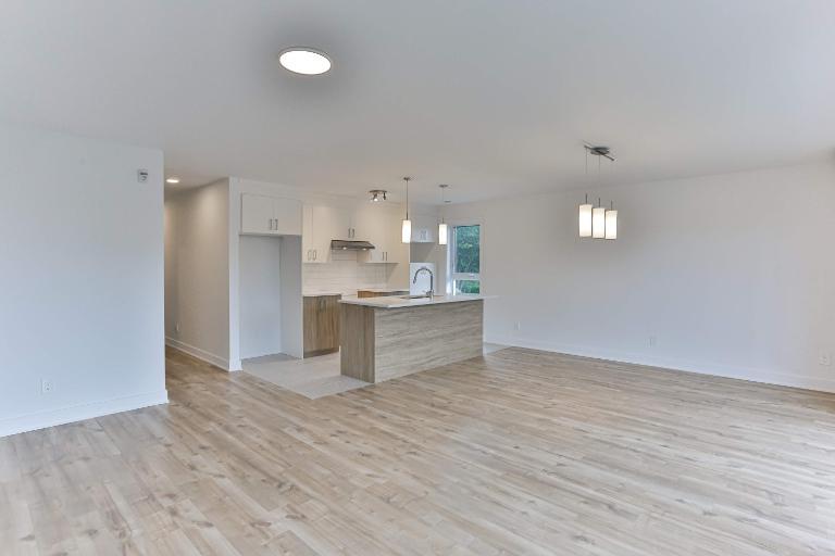 PROMO - APPARTEMENT À LOUER - 5½ À ST-LIN-LAURENTIDES