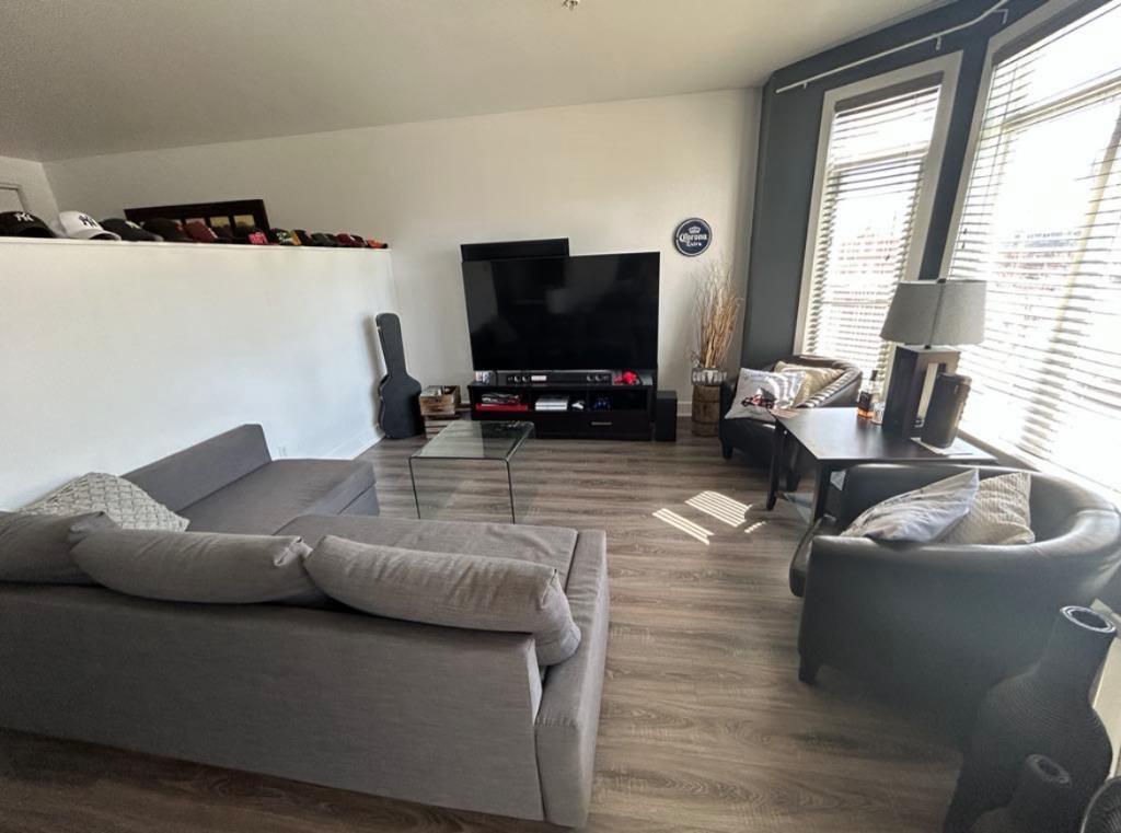 TRÈS BEAU CONDO 3 1/2 À LOUER