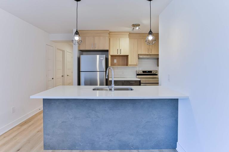 WOW! APPARTEMENT 5½ DISPONIBLE À SAINT-CHARLES
