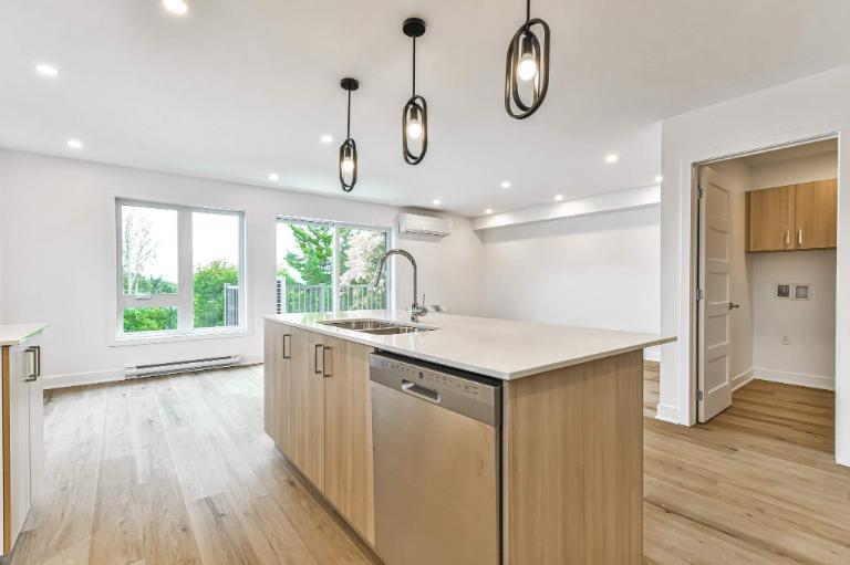 WOW PROMO! APPARTEMENT 5½ À LOUER À LAVALTRIE - JUILLET