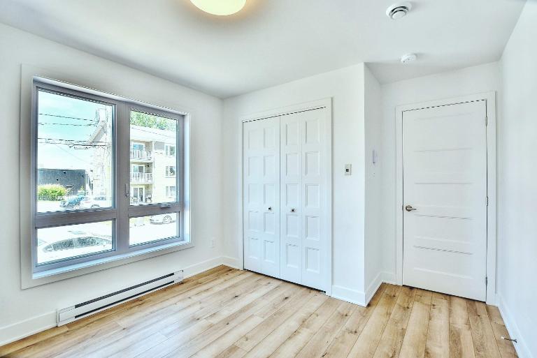 JUILLET - APPARTEMENT 5½ DISPONIBLE À ST-JACQUES