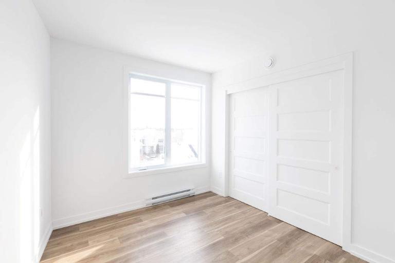 5½ APPARTEMENT À LOUER À LAVAL - JUILLET