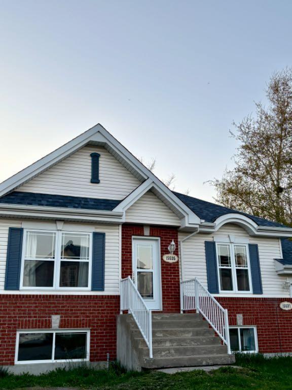 Lumineux haut de duplex à louer