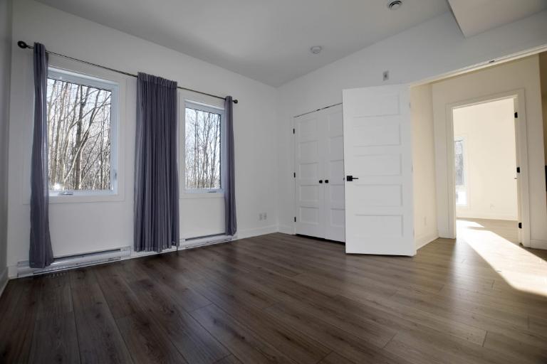 LUXUEUX CONDO À LOUER - 5½ À BLAINVILLE