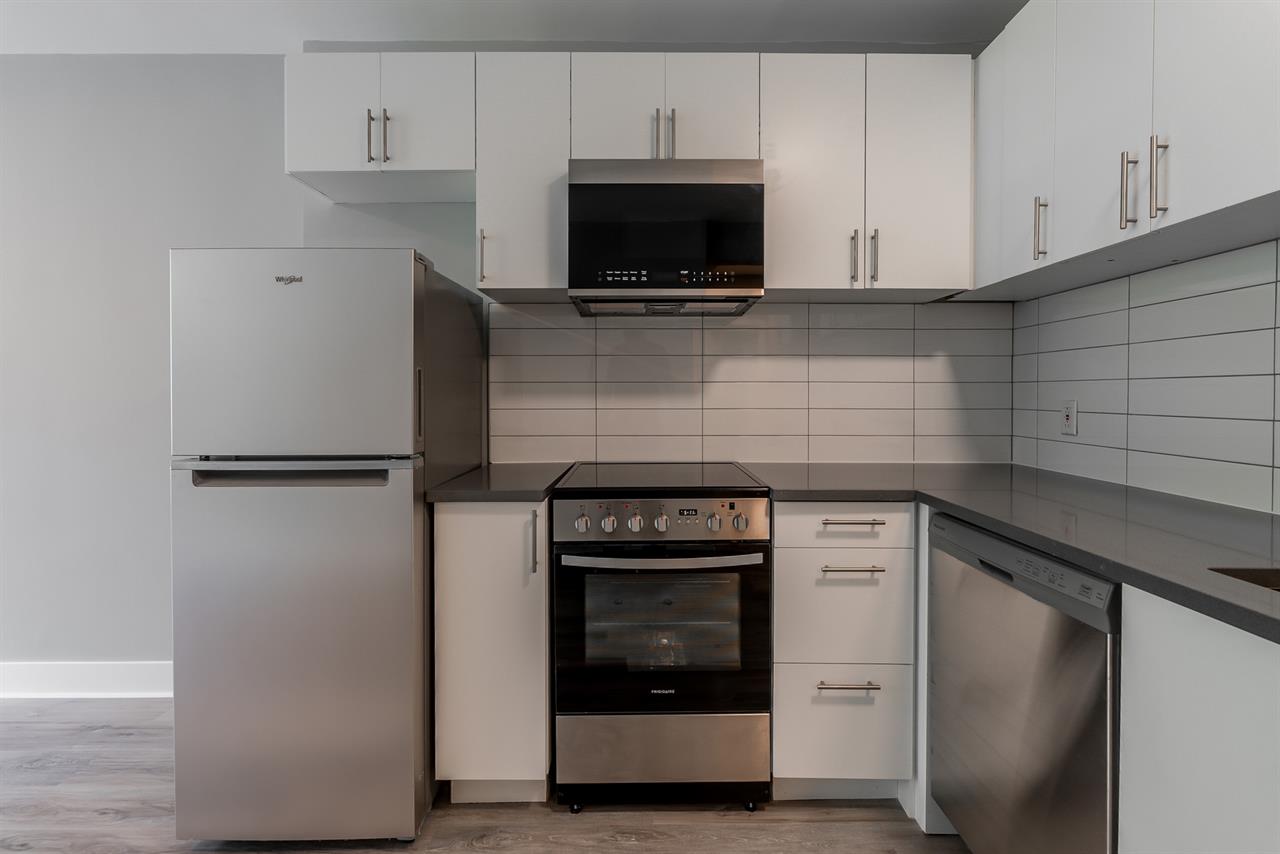 2 BR - 5765 Cote-St-Luc Road, Montréal