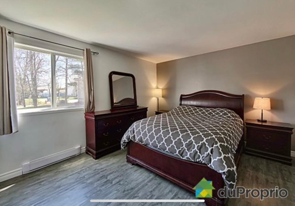Condo 41/2 à Pointe-des-cascades