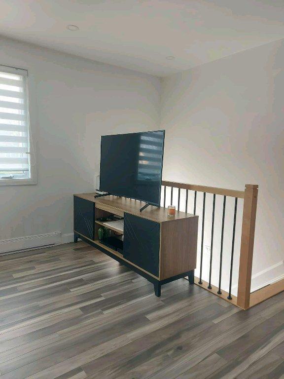 Appartement 5 1/2 à louer à St-rédempteur