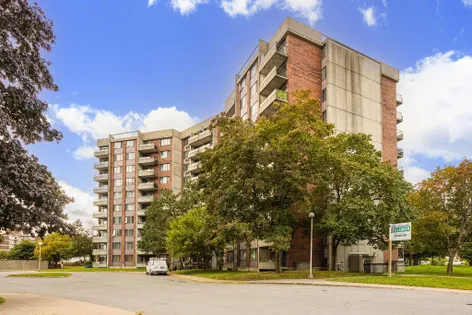 1 room apartment of 45m² in Montreal