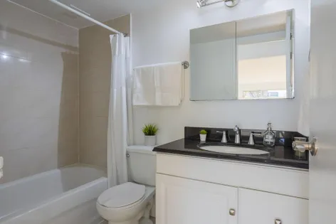 1 room apartment of 78m² in Montreal