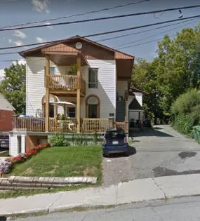 4 rooms apartment of 128 m² in Sherbrooke