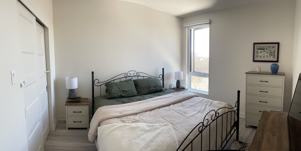 1 Chambre, 1 Bureau