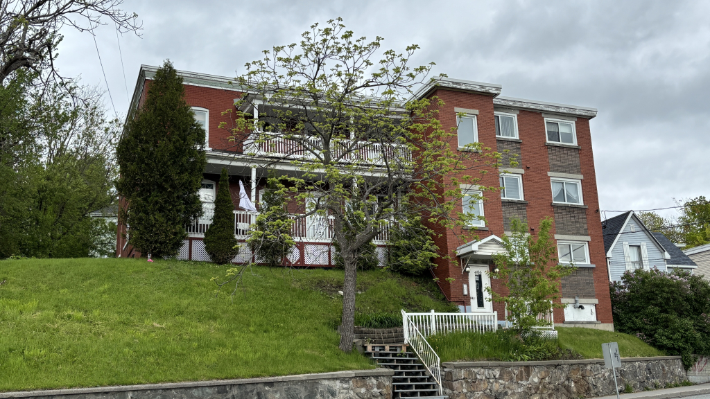 JOLI STUDIO | CENTRE-VILLE | TOUT INCLUS