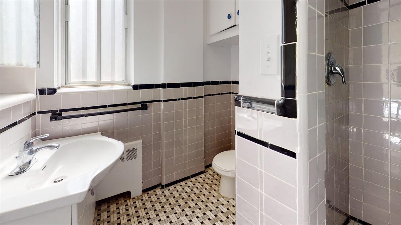 1 CH - 1 SDB - Montréal - $1,195 /mo