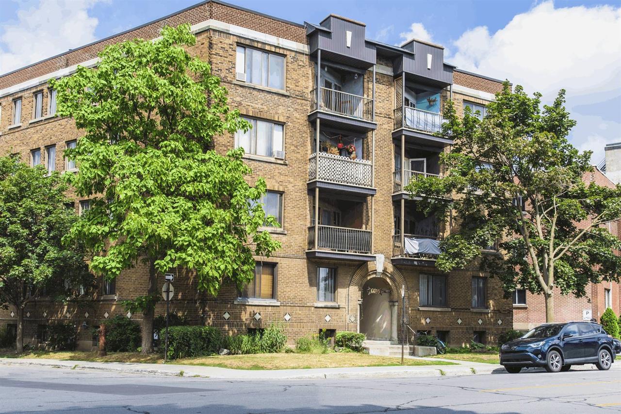 2 - 6695 Rue Sherbrooke Ouest, Montréal