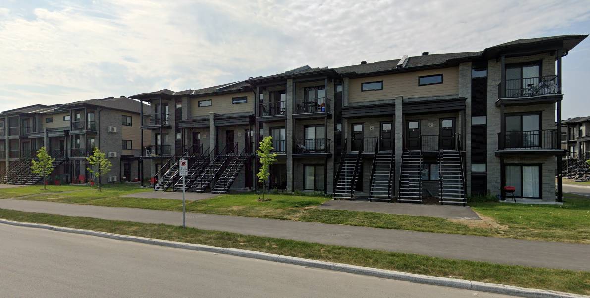 42 Rue De La Fabrique (Aylmer)Magnifique 2 Chambres Dans Quartier Tranquille