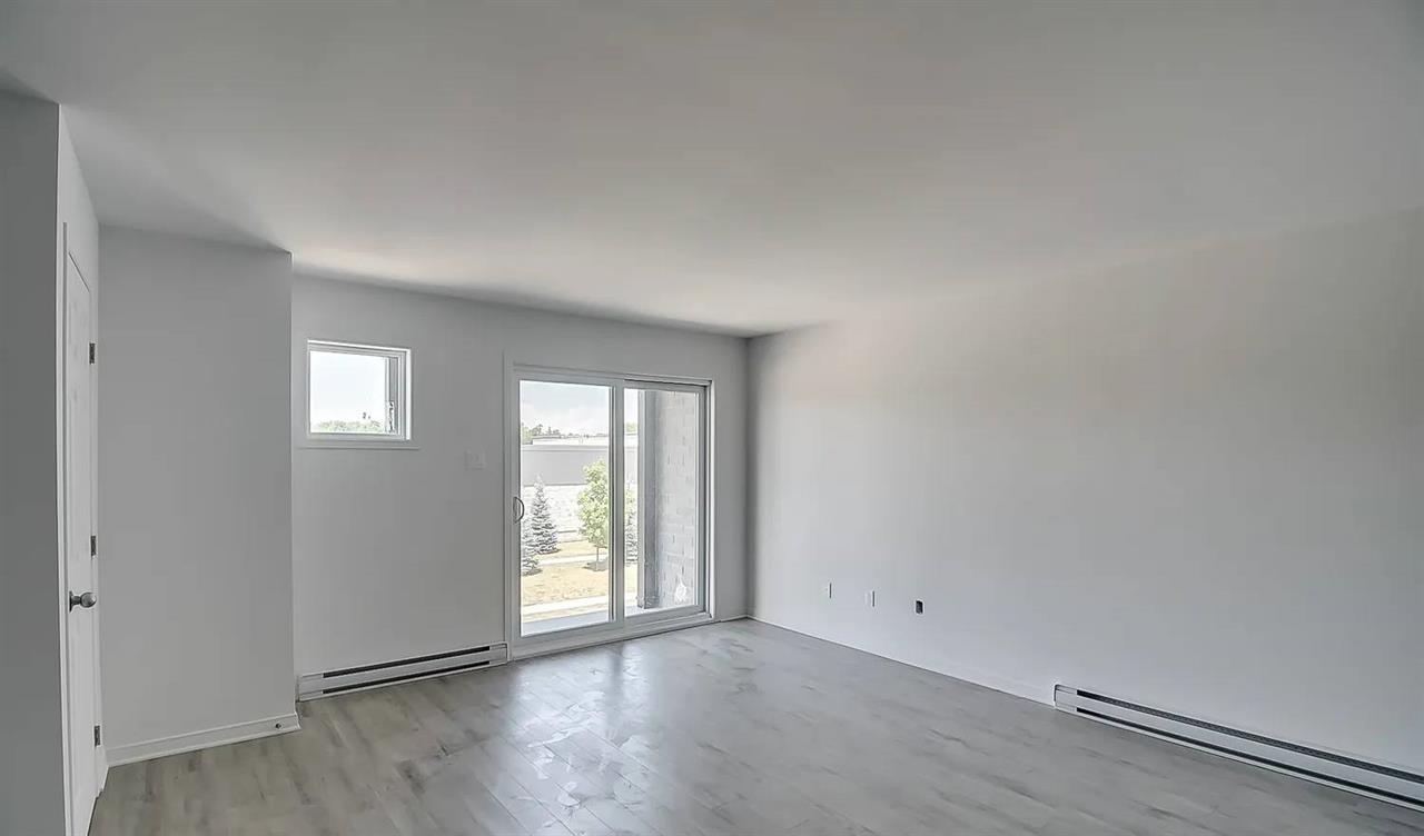 42 Rue De La Fabrique (Aylmer)Magnifique 2 Chambres Dans Quartier Tranquille