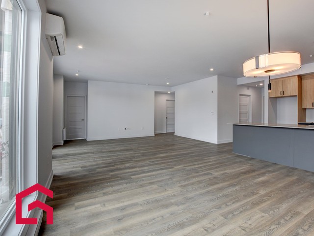 Appartement Mirabel À Louer