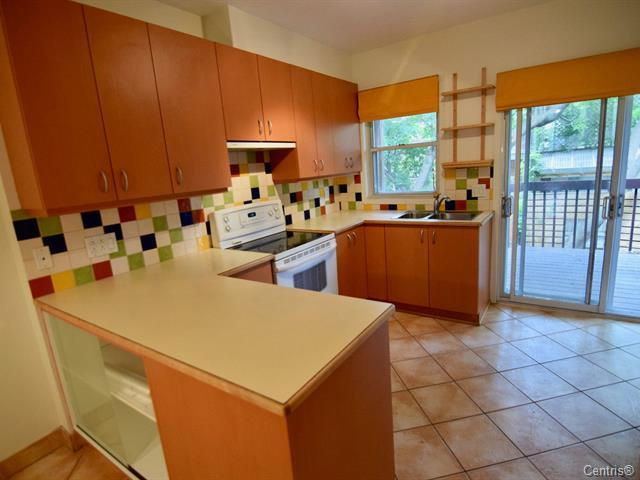 Beau RDC, Village Monkland, Metro -7 Min
