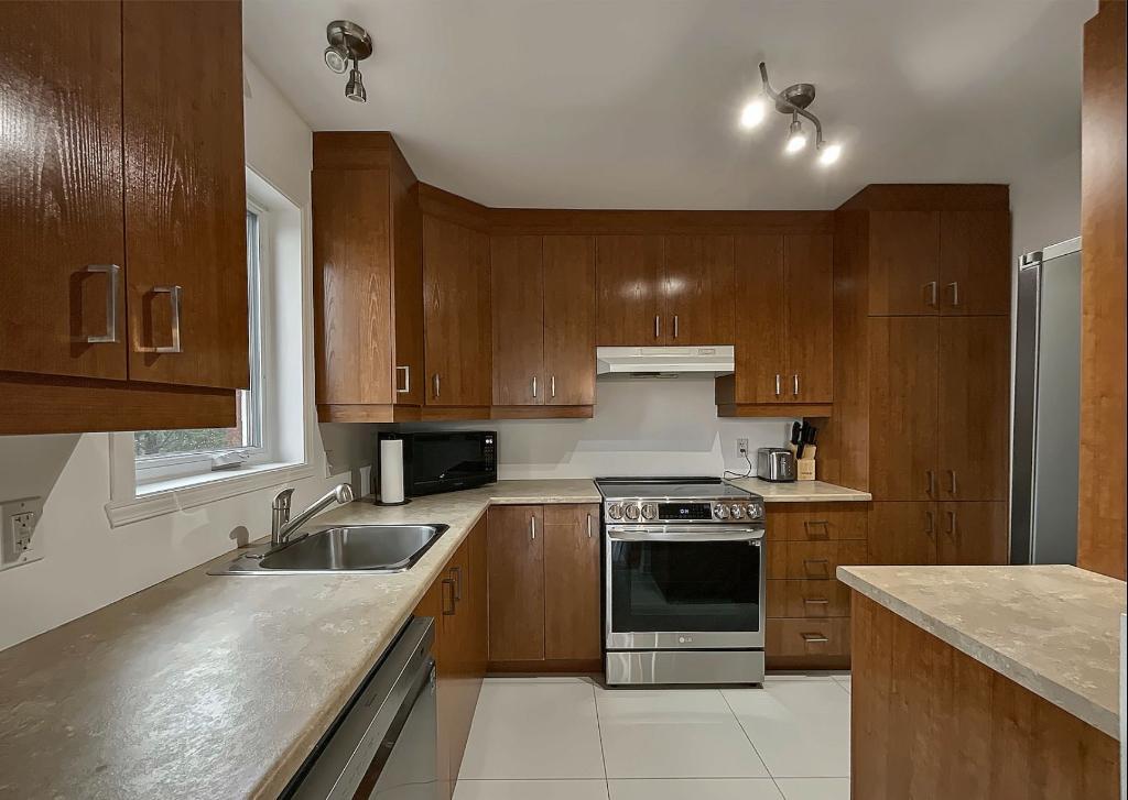 Condo 4 1/2 à louer à Ste Marthe Sur Le Lac - Disponible immédiatement