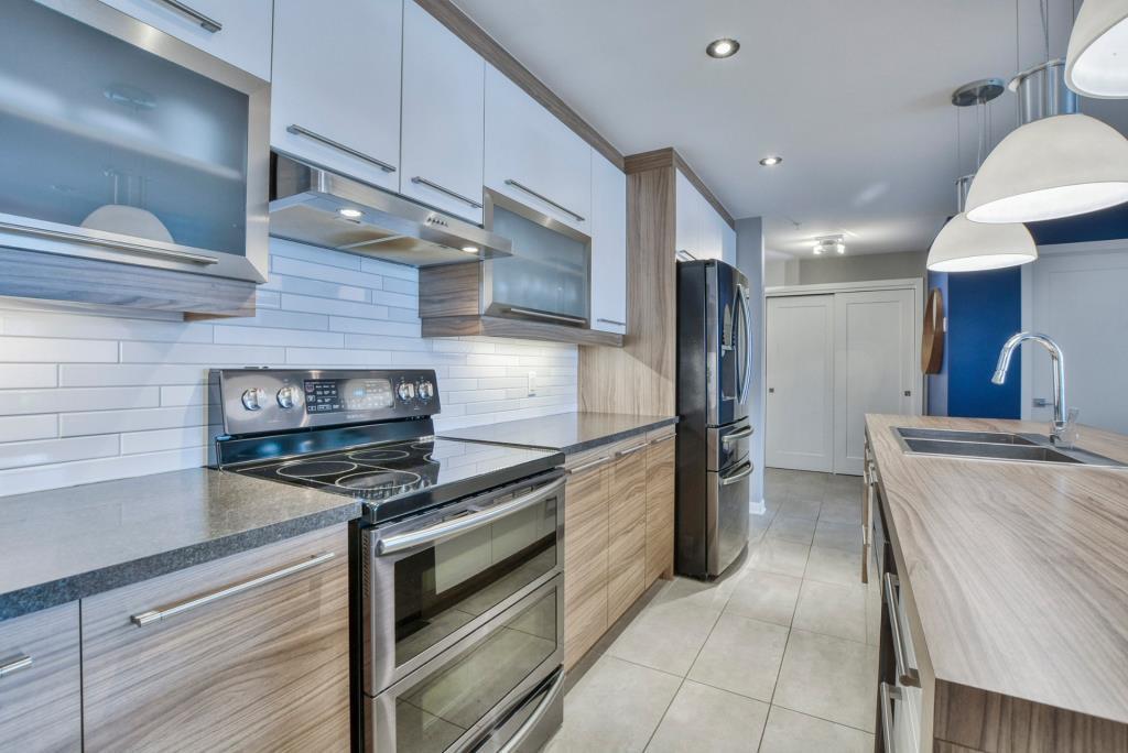 Condo moderne 4 1/2 avec grande aire ouverte