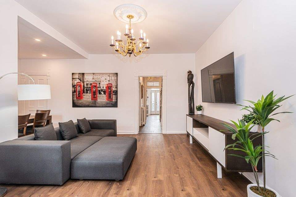 1 CH - 2 SDB - Montréal - $875 /mo