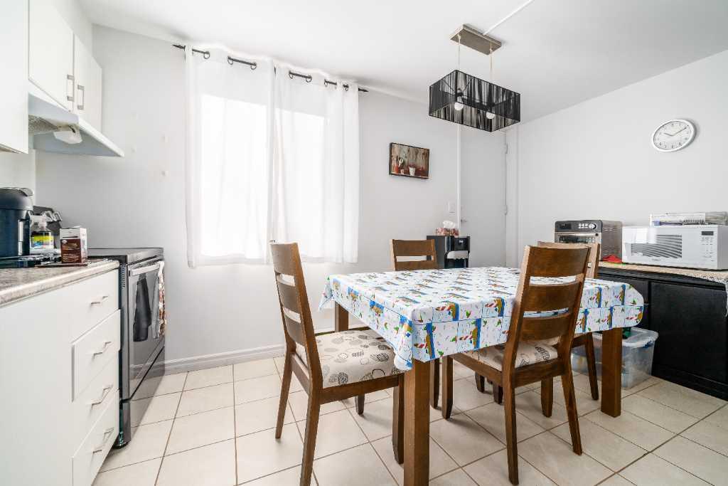 Logement 4 1/2 à Lévis avec stationnement - JUILLET