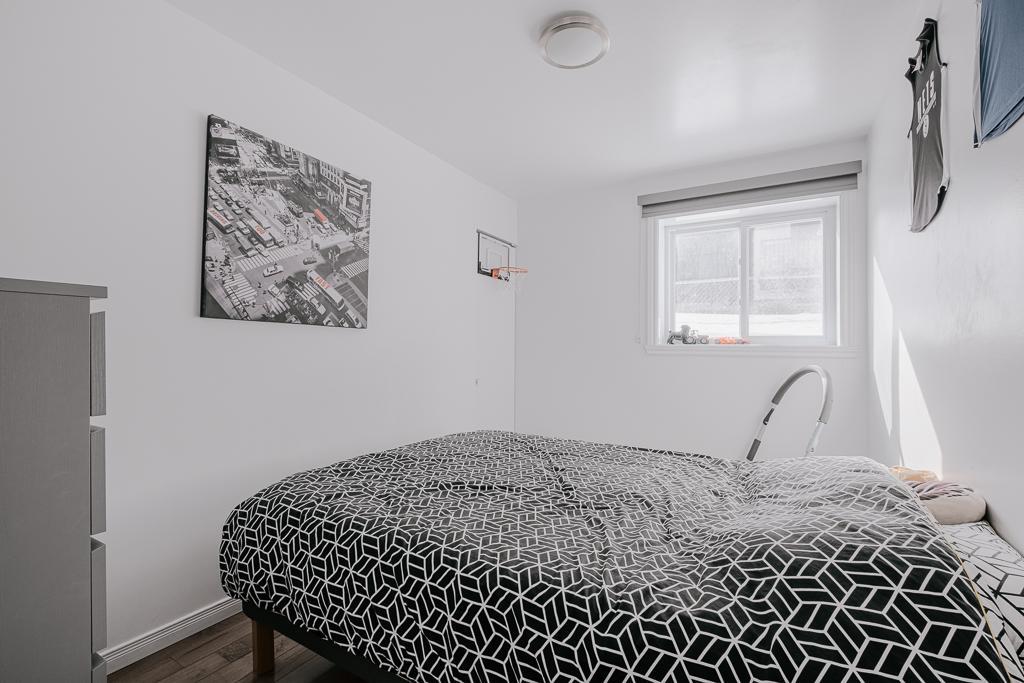 Beau 4 1/2 bien situé à Lévis - Stationnement - JUILLET